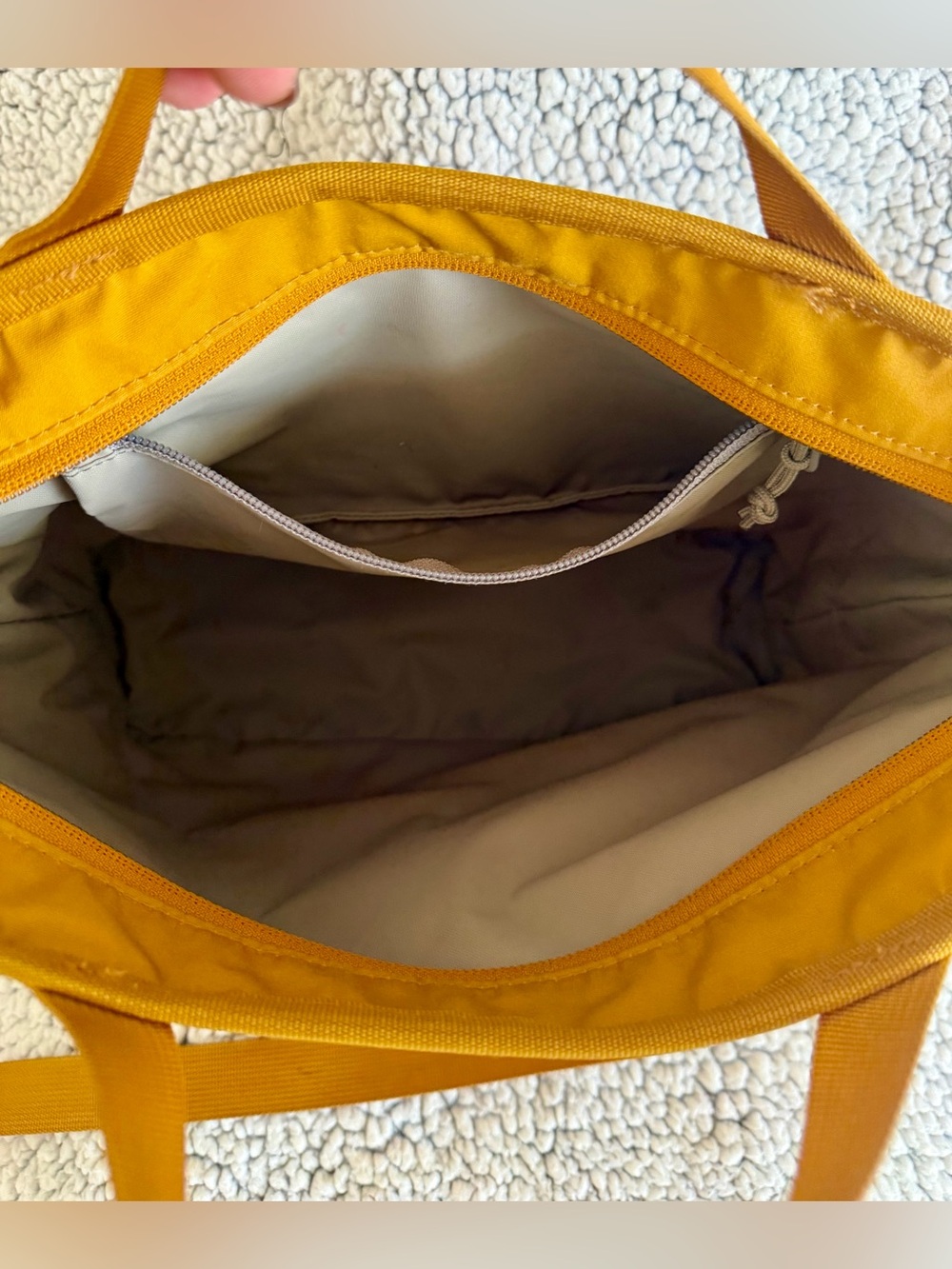 Fjallraven Vardag Crossbody Bag in Mustard - Picture 6 of 12